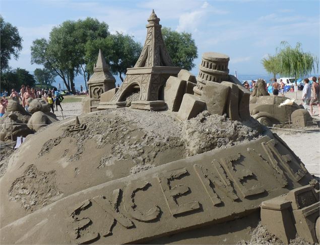 Sculpture géante de sable - Lassort Laurence