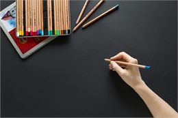 atelier Graph'Art  SORTIR EN DOMBES_Châtillon-sur-Chalaronne - Photo de Neven Krčmarek sur Pexels: h