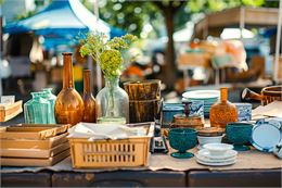 Vide-grenier du 8 mai - Adobestock