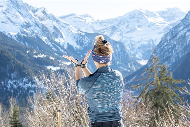 Yoga dans le froid - Loreleï Manalaya