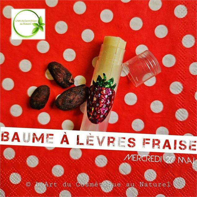 Atelier cosmétique pour enfant: fabrication Baume à lèvres à la fraise - L'Art du Cosmétique au Natu