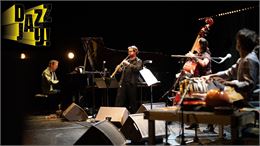 JAZZCONTREBAND : FLOATING – EMILE PARISIEN / YARON HERMAN / PRABHU EDOUARD / FLORENT NISSE + 1ère pa