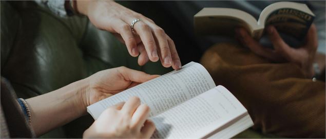 Club de lecteurs de La julienne - 2 copines et des livres - DR