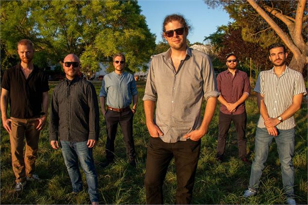 Tom Brunt’s Extended Acoustics - DR