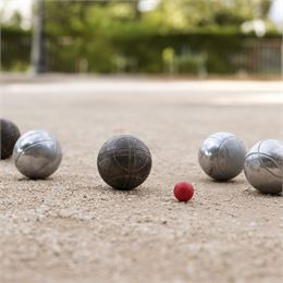 Tournoi de pétanque_Plagne-Montalbert - Freepik