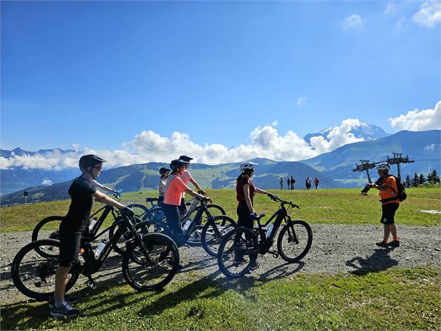 Stage vélo tout terrain à assistance électrique (VTTAE)_Megève - @DS Megève