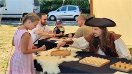 Des jeux anciens pour jouer et voyager !_Samoëns - Adrien Fournier - Esprit Hautes Terres