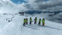 Fanfare et magicien en démabulation_Samoëns - @Samoens