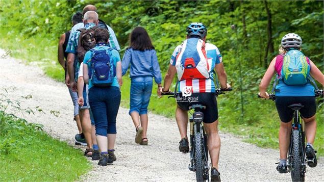 Balade transfrontalière - 8ème édition - Mairie Ville la Grand