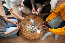 Médiathèque : 1 Temps 2 Jeux - la rencontre familiale autour du jeu de société ! - Freepik
