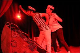 « L’Odyssée d’Aka » - Cie Rêve de Bouh  | FESTIVAL "UN AUTOMNE SUR LES PLANCHES" POUR LES SCOLAIRES_