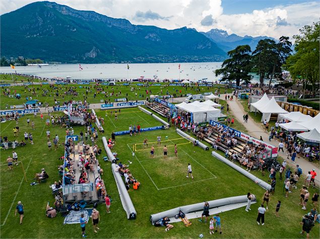 Vue aérienne du Pâquier et du lac  à Annecy - Clément Leroy / TF3D - Ville d'Annecy