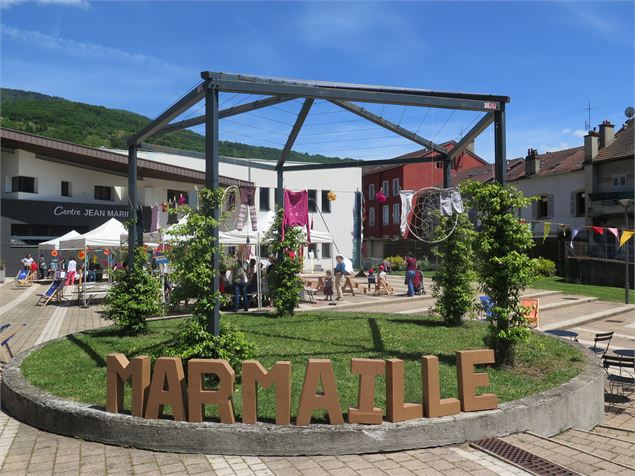 La Marmaille à la rue_Valserhône - AA