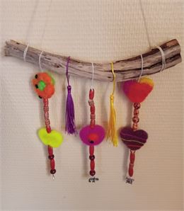 Atelier créatif : mobile de sujets en laine feutrée_Morzine