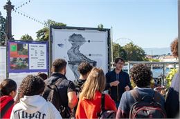 Visite guidée de la Biennale (re)connecting.earth 2026 avec le directeur artistique - © Visite guidé