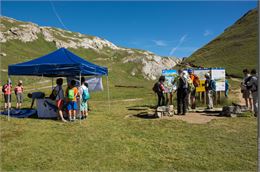 Stand découverte Parc national de la Vanoise - Bellecombe_Val-Cenis - PNV-Jérémie JOURDAN