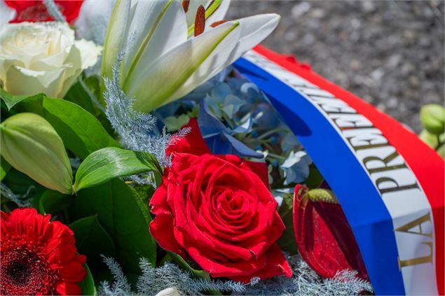 Cérémonie commémorative en hommage aux 13 résistants, victimes de la cour martiale milicienne des 21