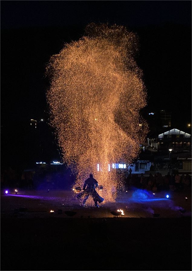 Spectacle de feu_Les Gets - Touille