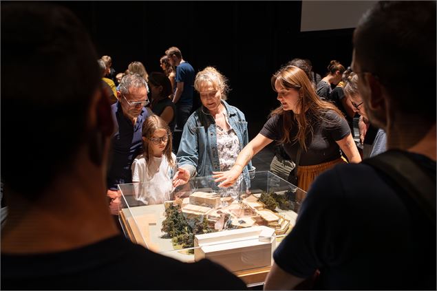 Bonlieu Scène nationale - Raviver : découvrez l’histoire et les coulisses de Bonlieu_Annecy - BSN Gw
