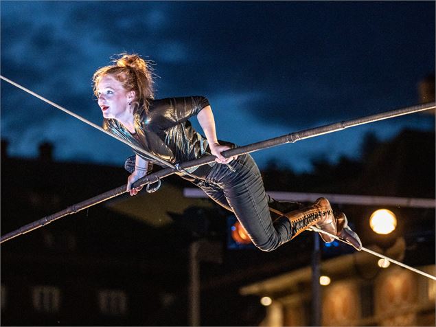 spectacle de cirque RESISTE - La Strada Graz_Nikola Milatovic