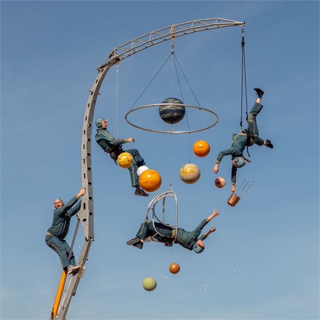 Gargarine is not dead - Compagnie Les Sangles & en corps en l'air_Annecy - Maxime AVON