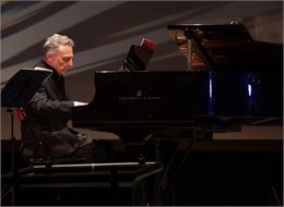 Le pianiste Michel Dalberto - Mariia Fomina