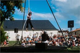 Spectacle : Petite Histoire au Hasard_Morzine - Cie TRAT