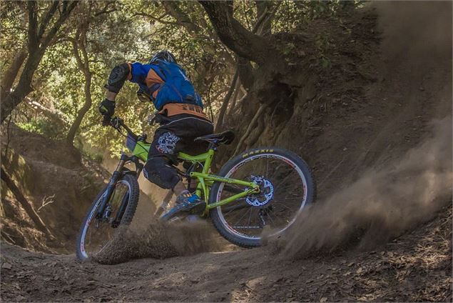 Randonnées VTT et pédestre_Verel-de-Montbel - Picsels