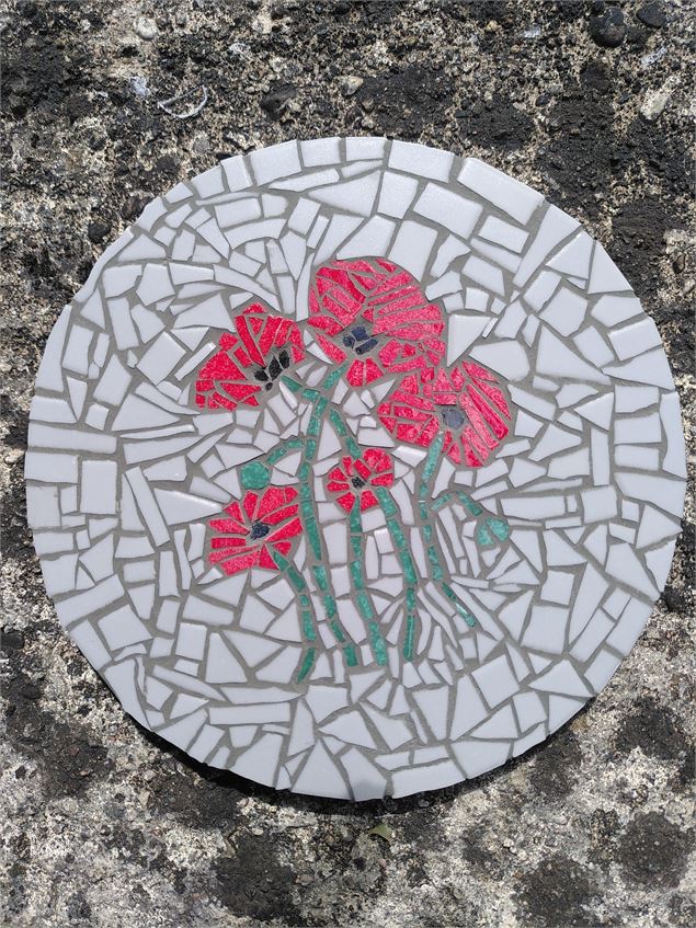 Atelier découverte de la mosaïque_Mogneneins