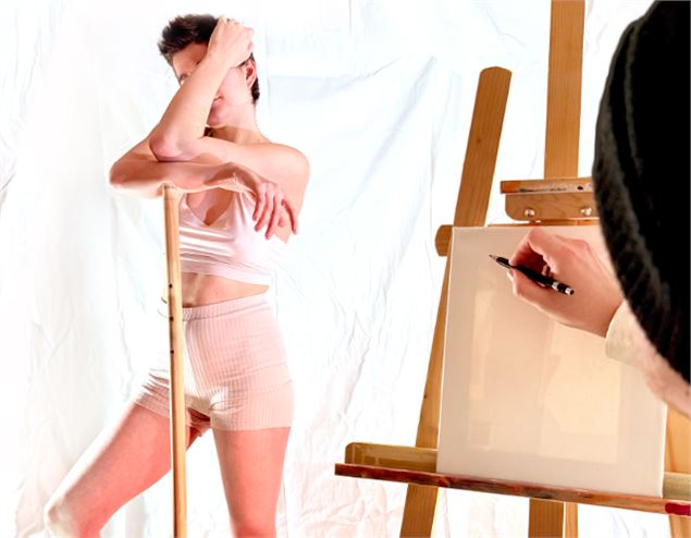 Photo modèle vivant atelier dessin - Twane