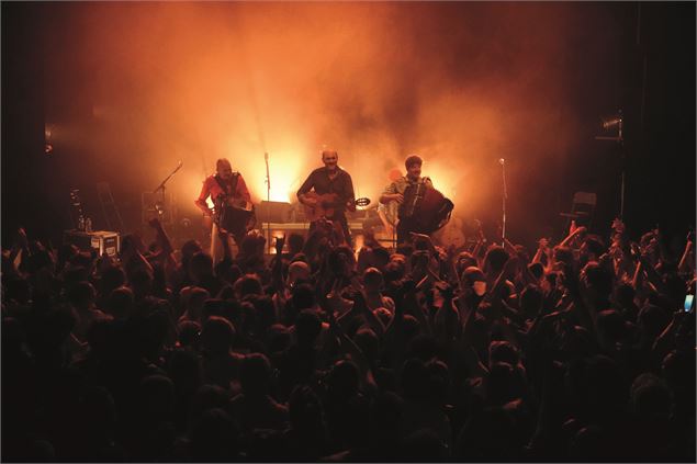 Photo du groupe Café-Charbon - Café-Charbon