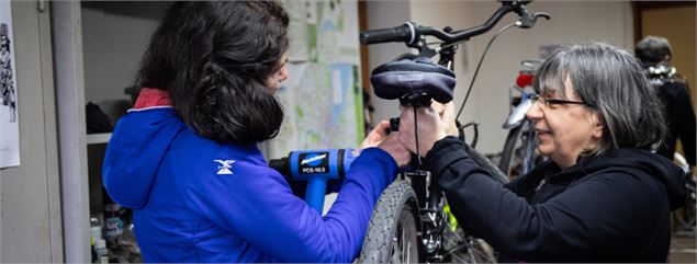 Atelier réparation vélo - Ville de Ferney-Voltaire