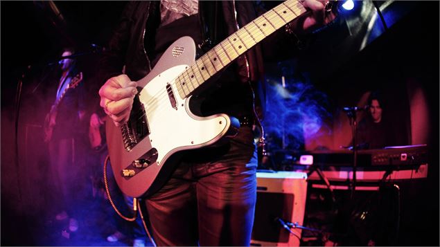 guitare électrique - canva