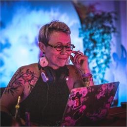 Portrait de DJ Perrine - Marion Triverio