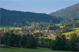 le village d'Aillon-le-Jeune - Christine Haas - GCAT