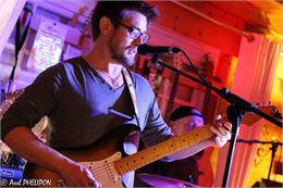 Concert en terrasse de Flow