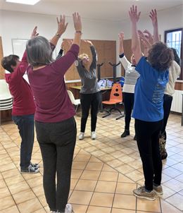 Danse seniors - mouvement et créativité_Montluel - Soledansia