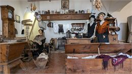 Poupée o’ musée - Les vêtements d’antan_Moûtiers - Centre culturel Marius Hudry
