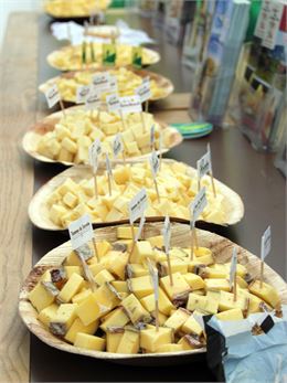 Dégustation Fromages & Vins de Savoie AOP/IGP  - Métal & Bois_La Toussuire