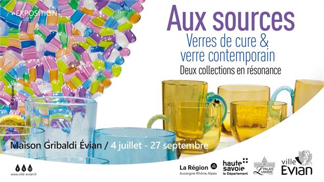Exposition « Aux Sources - Verres de cure & Verre contemporain. Deux collections en résonance »_Évia