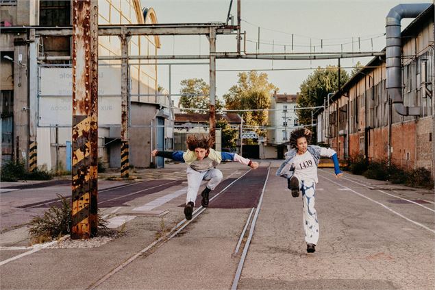 Katerina Andreou et Mélissa Guex — SHOUT TWICE - © Blandine Soulage