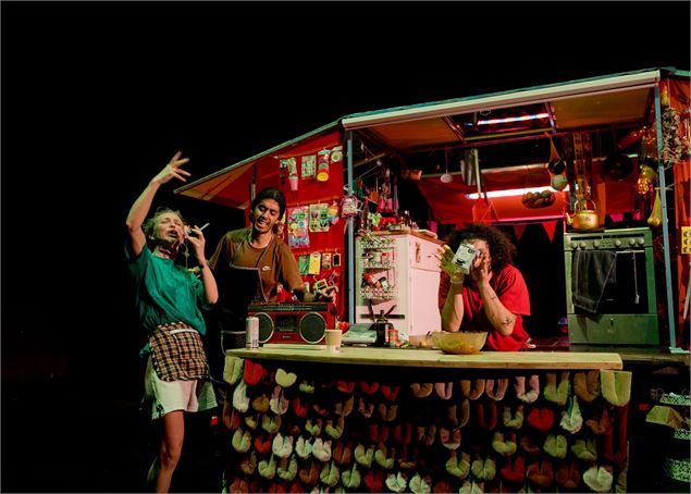 La Cantine de Nasreddine - Julie Folly