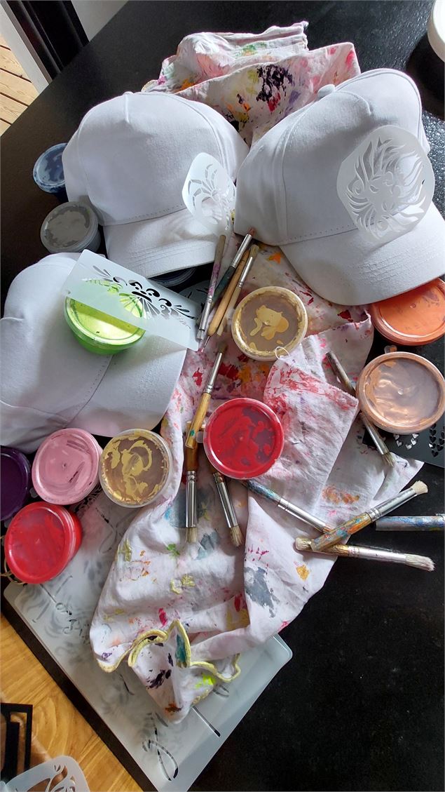 Atelier customisation de casquette - Les Gets Tourisme
