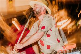 PAPAYA TROPICAL · TROPICAL HOUSE - DR