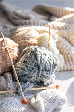 Atelier tricot pour les enfants avec Aurore_Courchevel