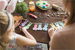 Ateliers créatifs jeunes enfants_Plagne-Montalbert - Freepik