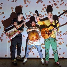 Festival Court Circuit / Théâtre des Collines -" Solos, une odyssée spatiale et musicale dont vous ê