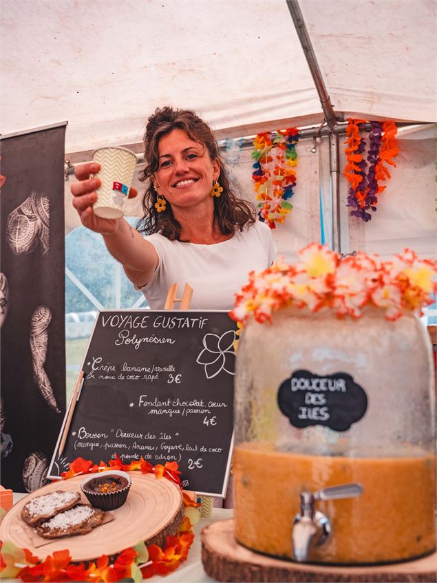 Marché artisanal polynésien au Corbier - Office de Tourisme Le Corbier