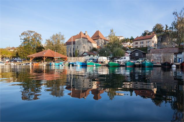 Une vue du port des pêcheurs - Pierre Thiriet