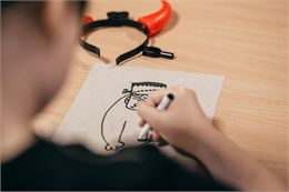 Atelier : C'est toi l'artiste !_Annecy - © Freestocks